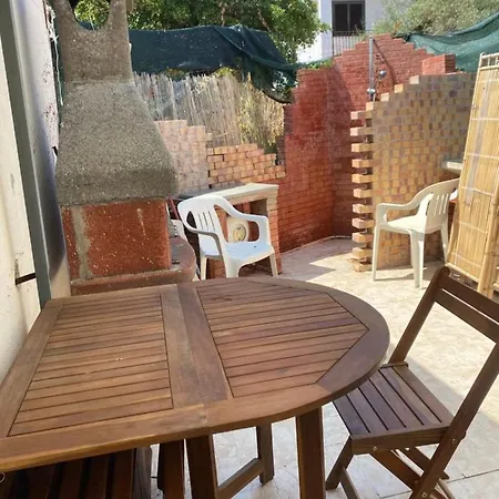Casetta Al Mare Mariateresa Holiday home