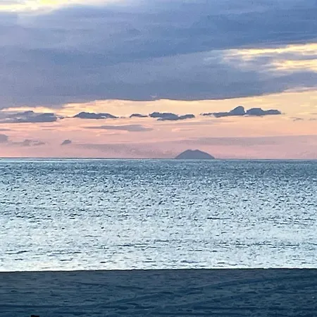 Сasa de vacaciones Casetta Al Mare Mariateresa Nocera Terinese