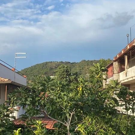 Casetta Al Mare Mariateresa Ferienhaus *