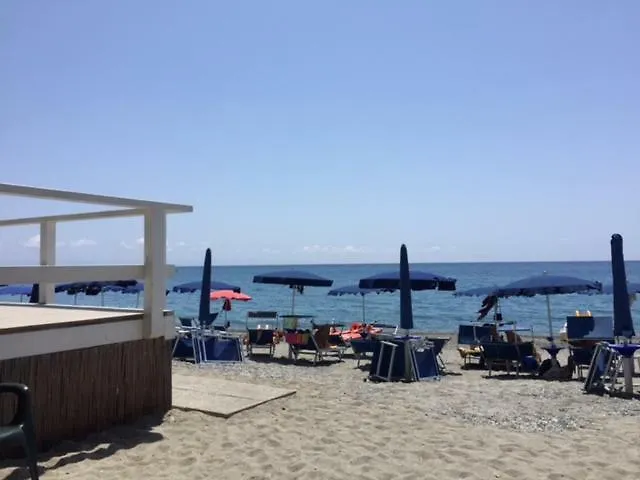 Casa de Férias Casetta Al Mare Mariateresa *